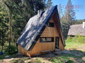 Chalupa, po rekonstrukci, zahrada 329 m2, Podhradí