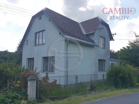 Rodinný dům, 4+1, před rekonstrukcí, pozemek 1.105m2, Velký Luh